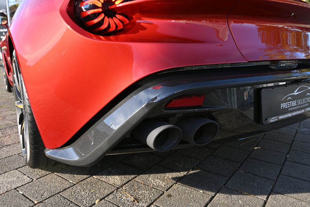 Aston Martin Vanquish 2019