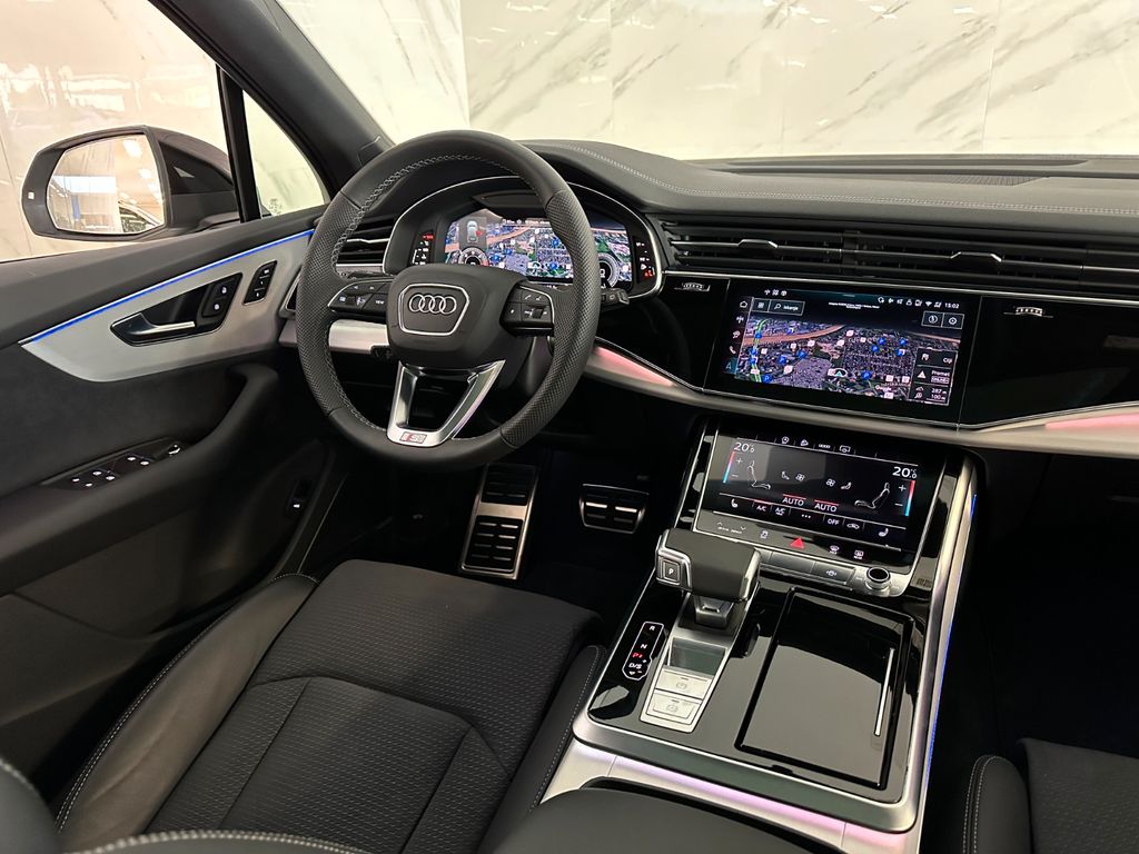 Audi Q7 2024