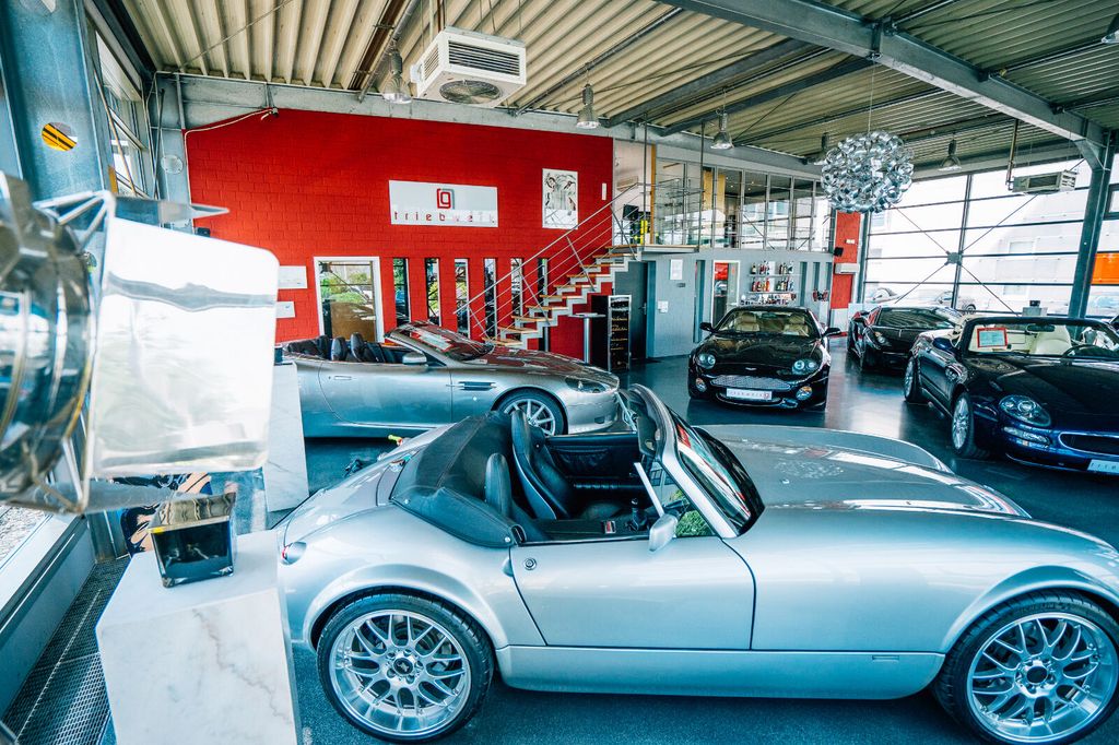 Aston Martin Rapide 2016