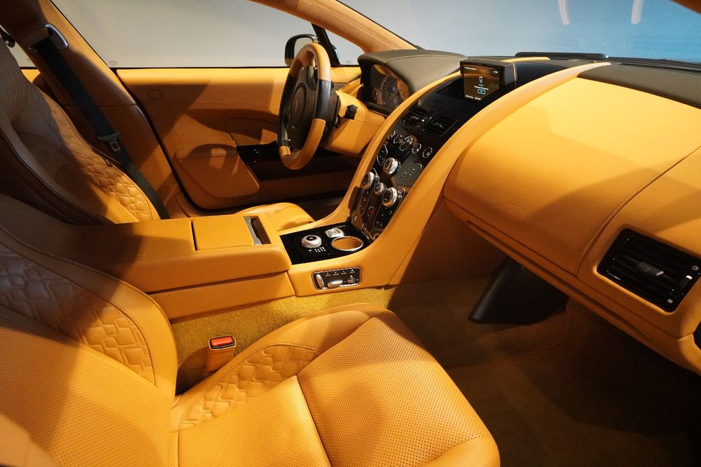 Aston Martin Rapide 2016