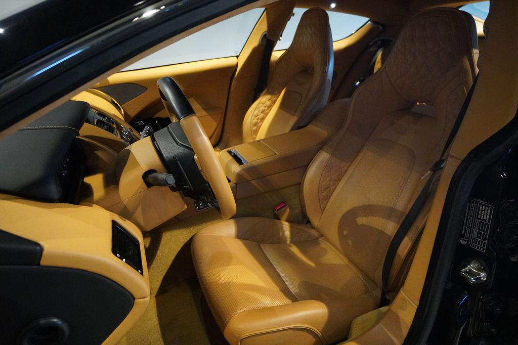 Aston Martin Rapide 2016