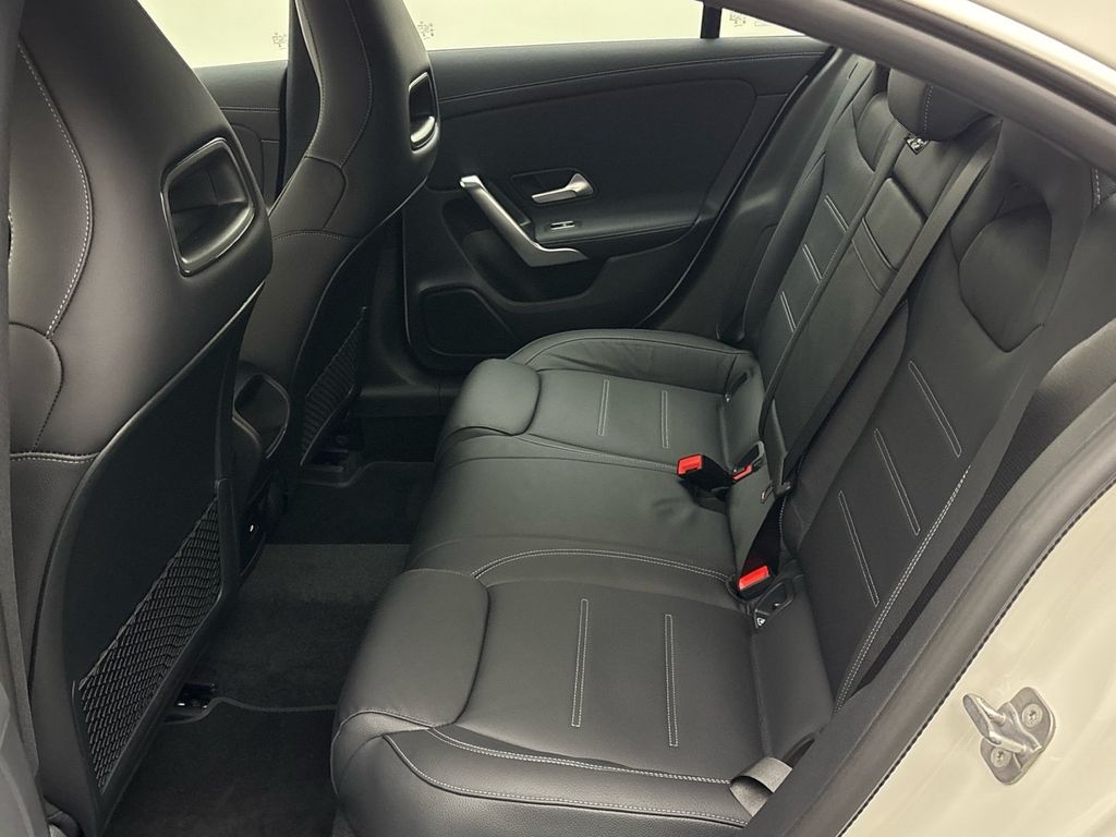 Mercedes-Benz CLA 250 2025