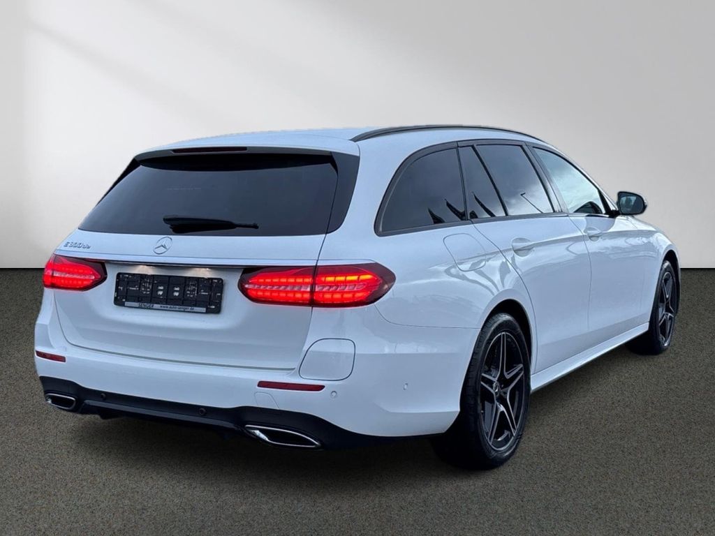 Mercedes-Benz E 300 2021