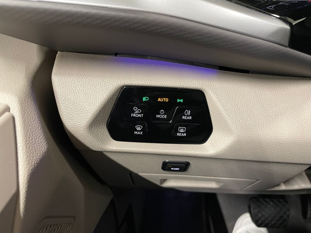 Volkswagen T7 Multivan 2024