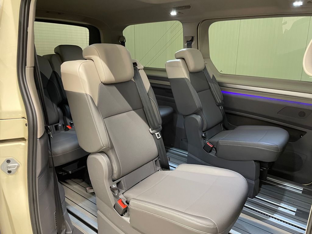 Volkswagen T7 Multivan 2024