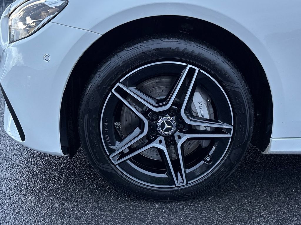 Mercedes-Benz E 300 2021