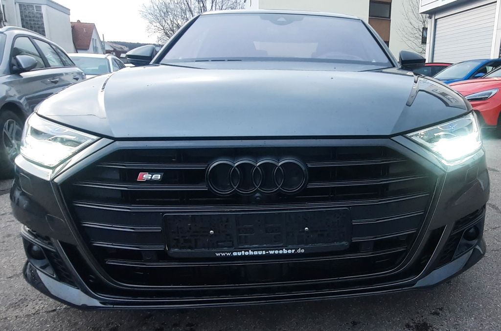 Audi S8 2021