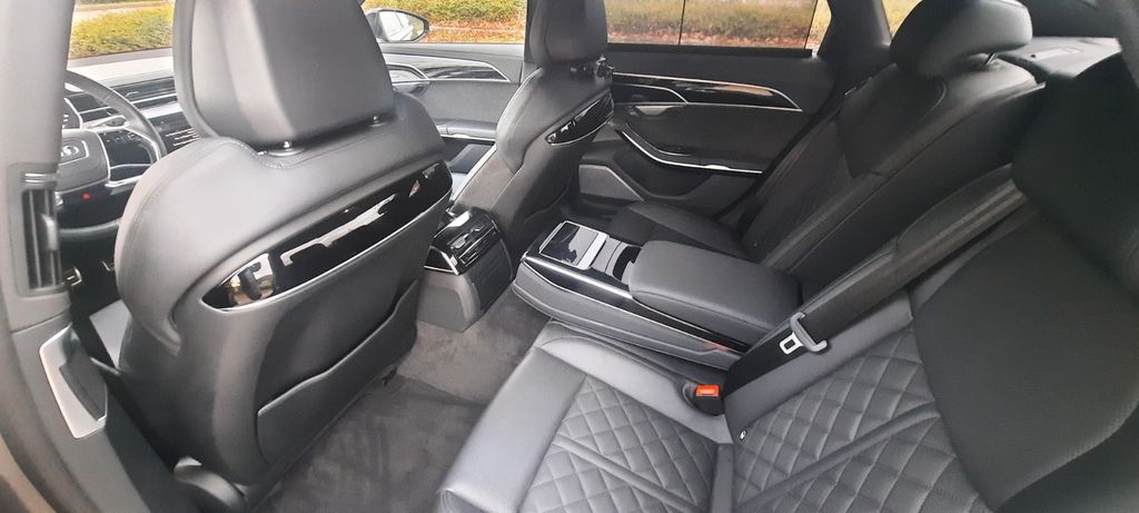 Audi S8 2021