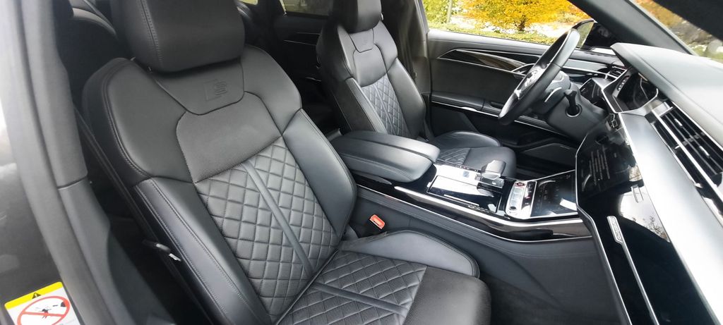 Audi S8 2021