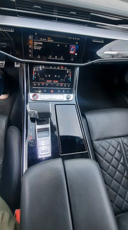 Audi S8 2021