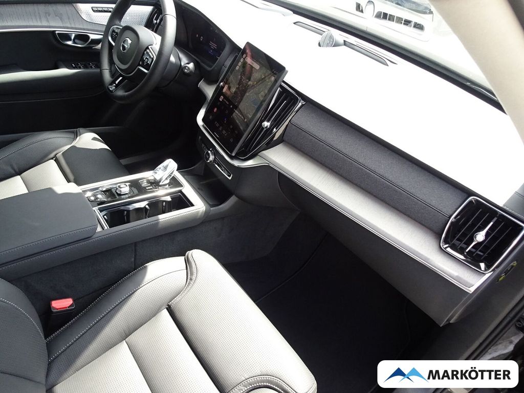Volvo XC90 2025