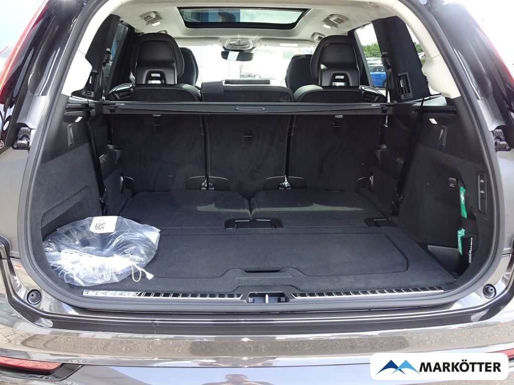 Volvo XC90 2025