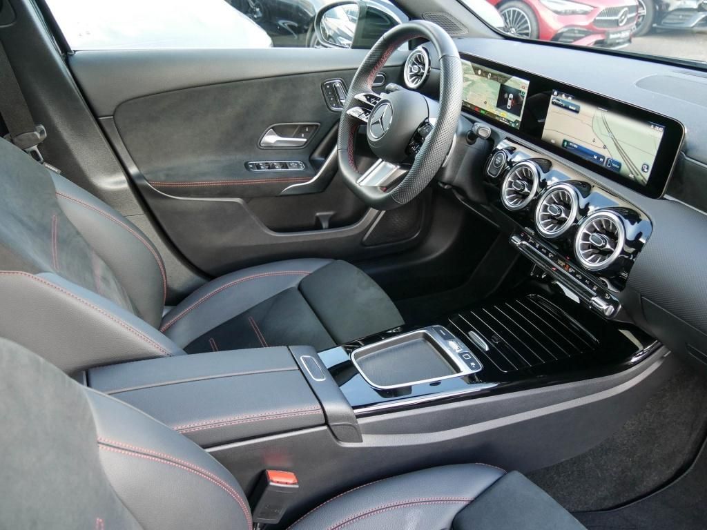 Mercedes-Benz A 250 2024