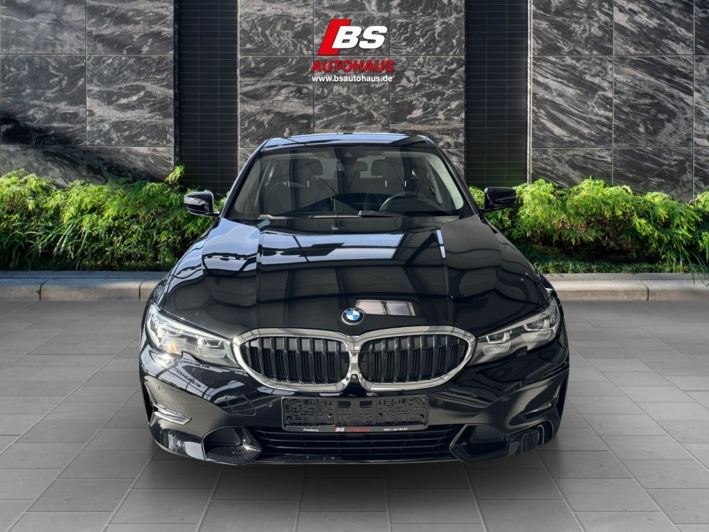 BMW 318 2019
