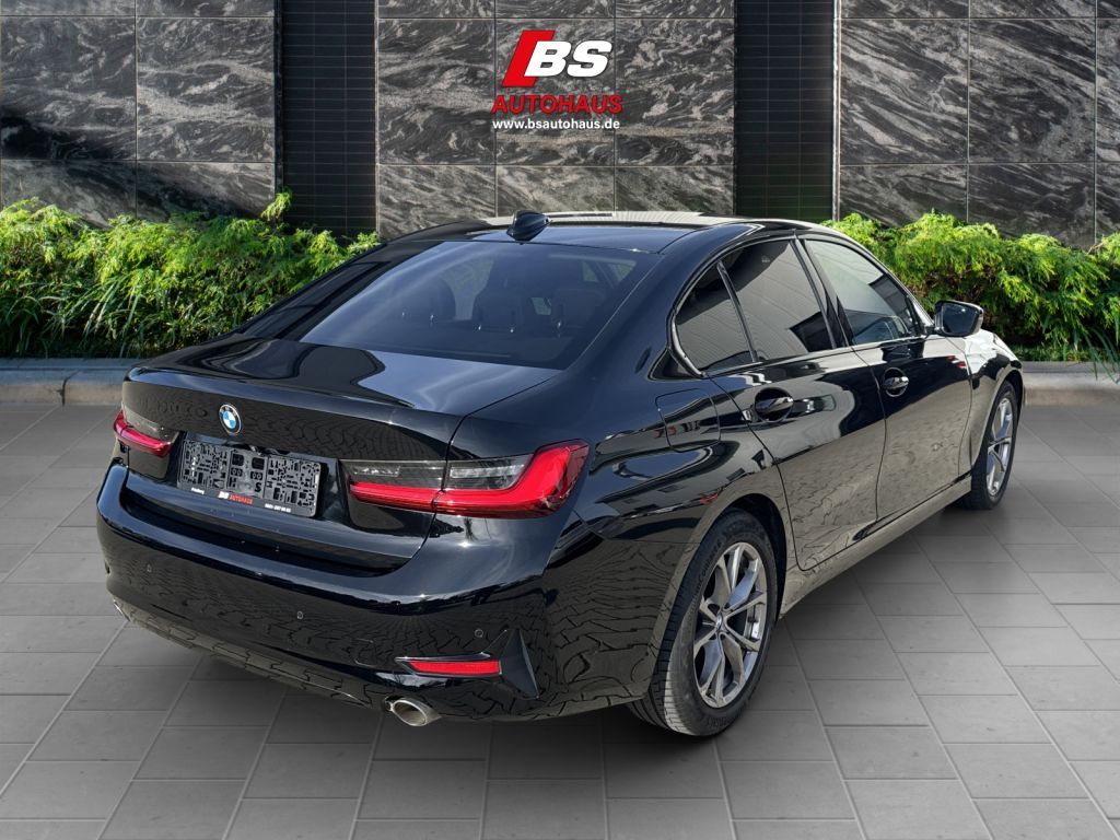 BMW 318 2019