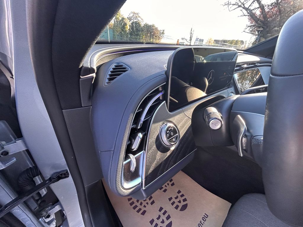 Mercedes-Benz E 300 2024