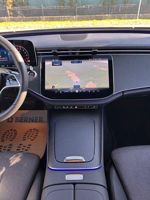 Mercedes-Benz E 300 2024