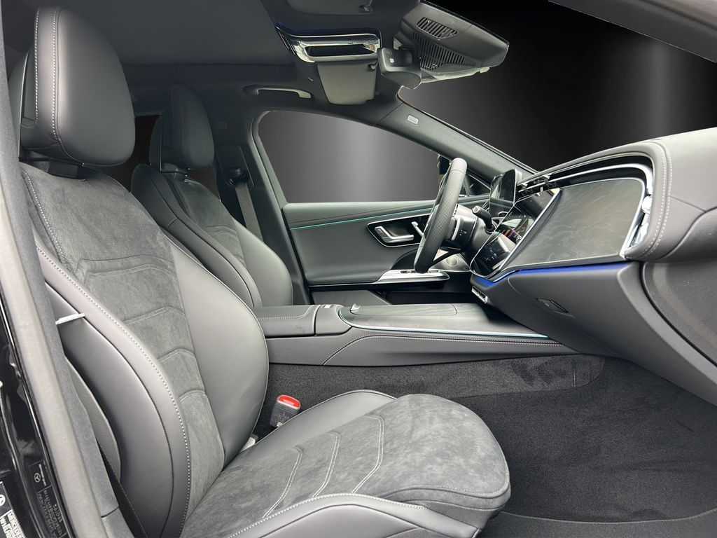 Mercedes-Benz E 300 2025