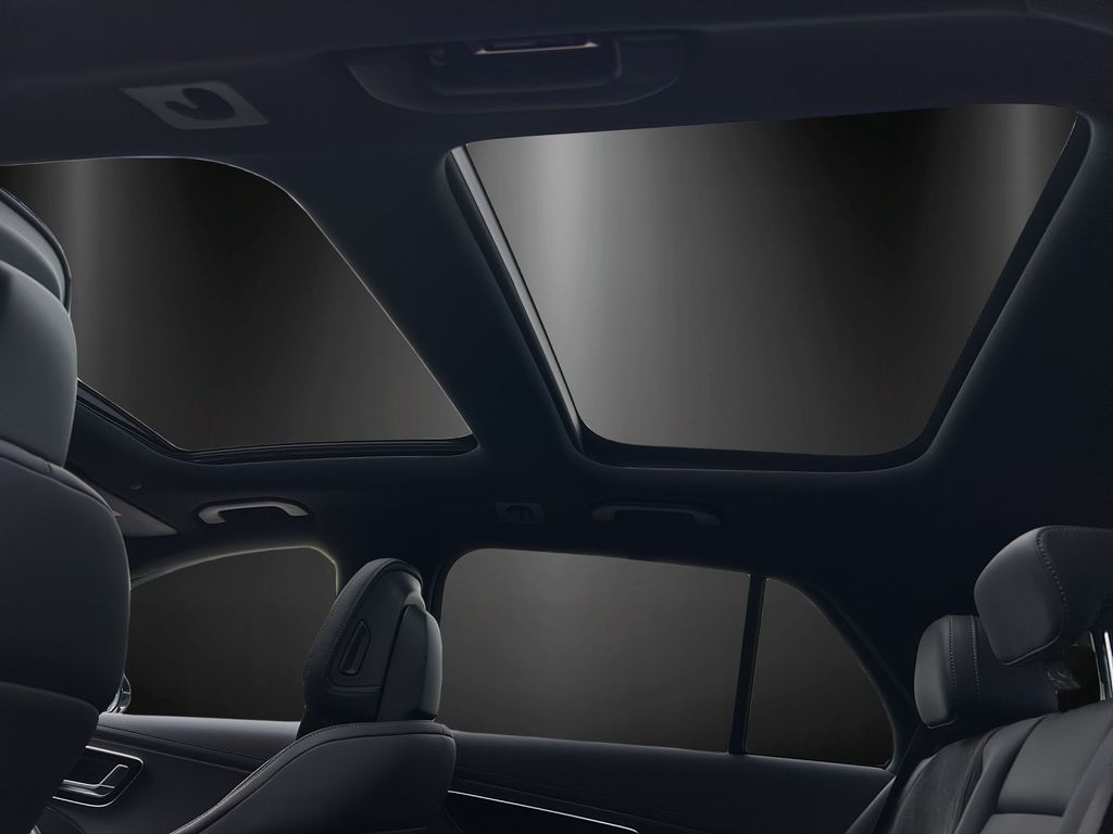 Mercedes-Benz E 300 2025