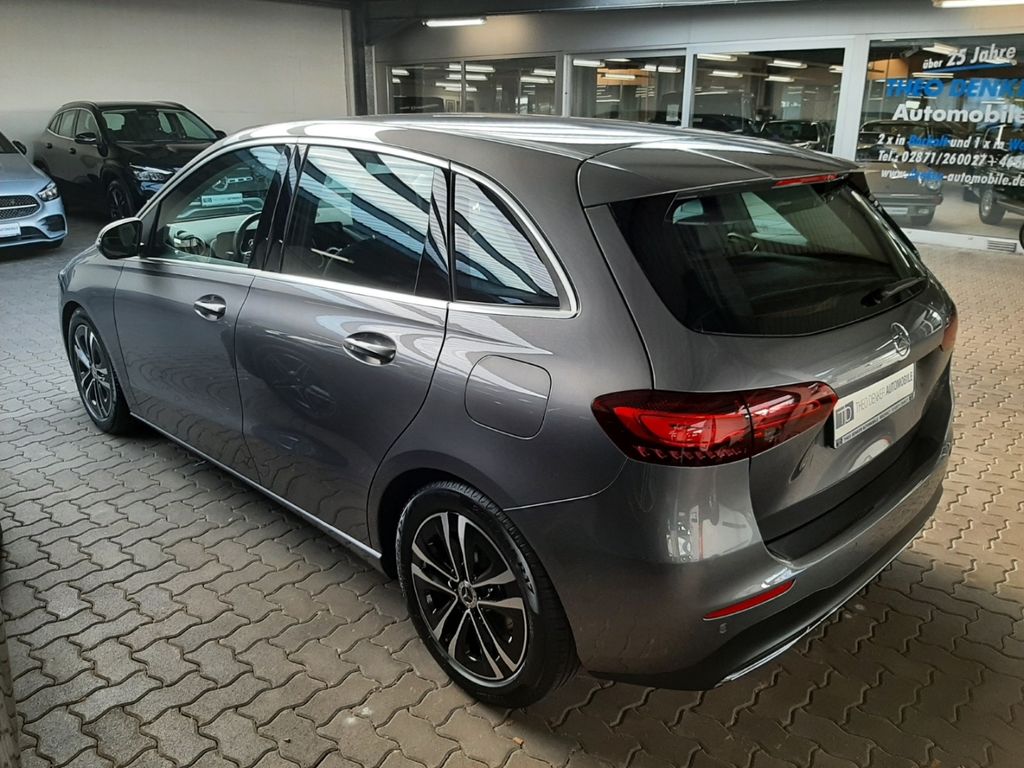 Mercedes-Benz B 180 2024
