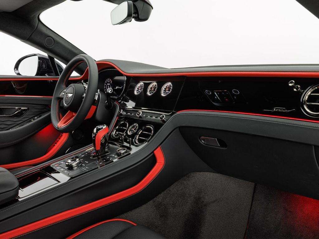 Bentley Continental GT 2024