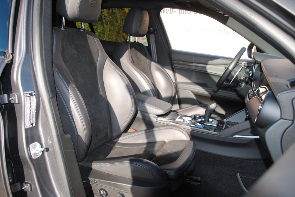 Alfa Romeo Stelvio 2021