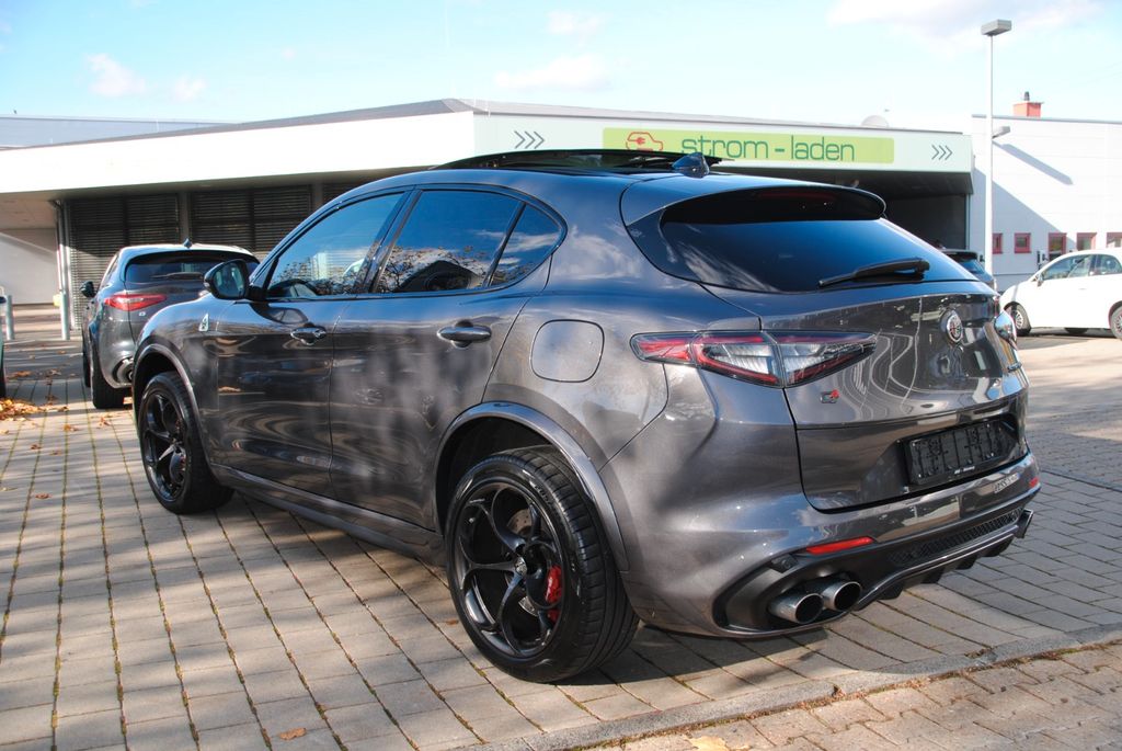 Alfa Romeo Stelvio 2021