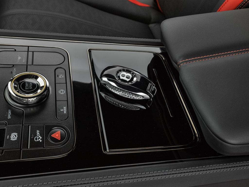 Bentley Continental GT 2024