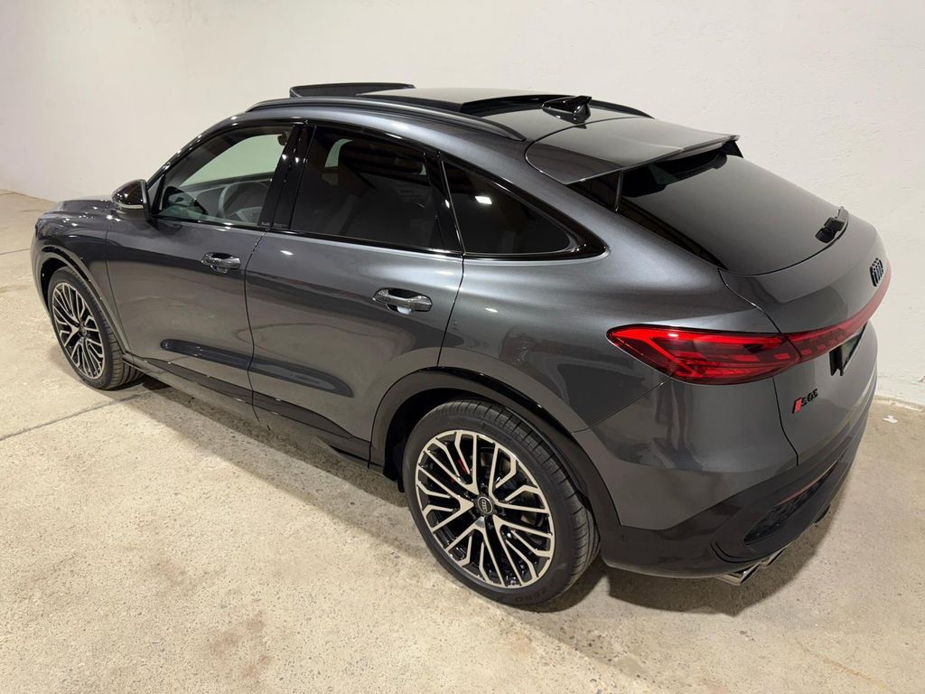 Audi SQ5 2025