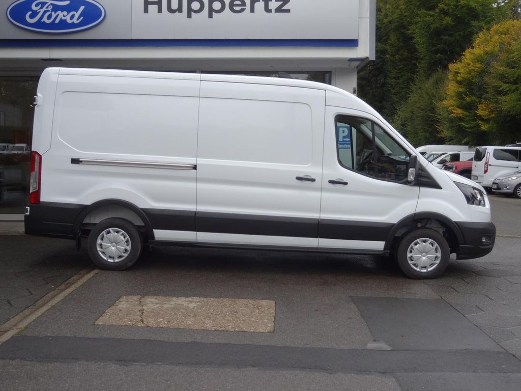 Ford Transit 2025