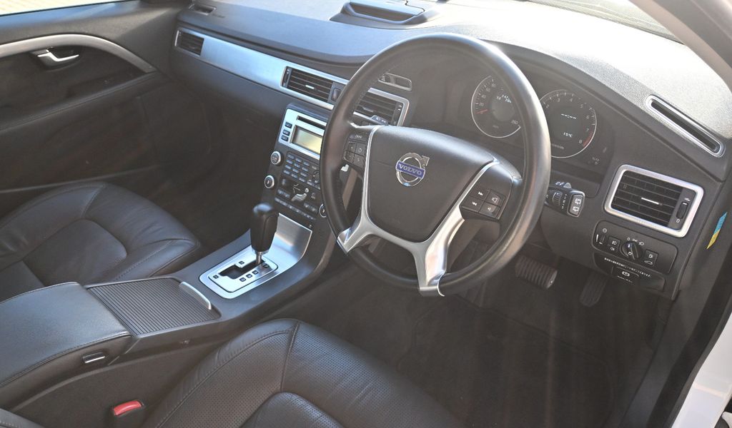 Volvo V70 2011