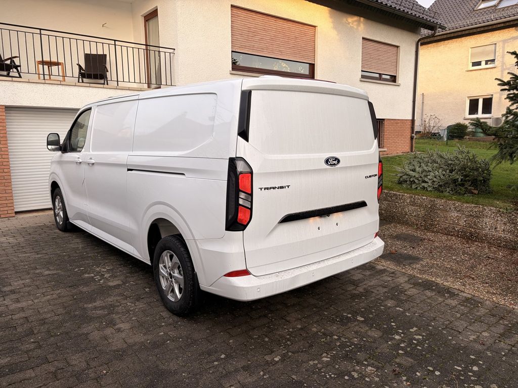 Ford Transit Custom 2025
