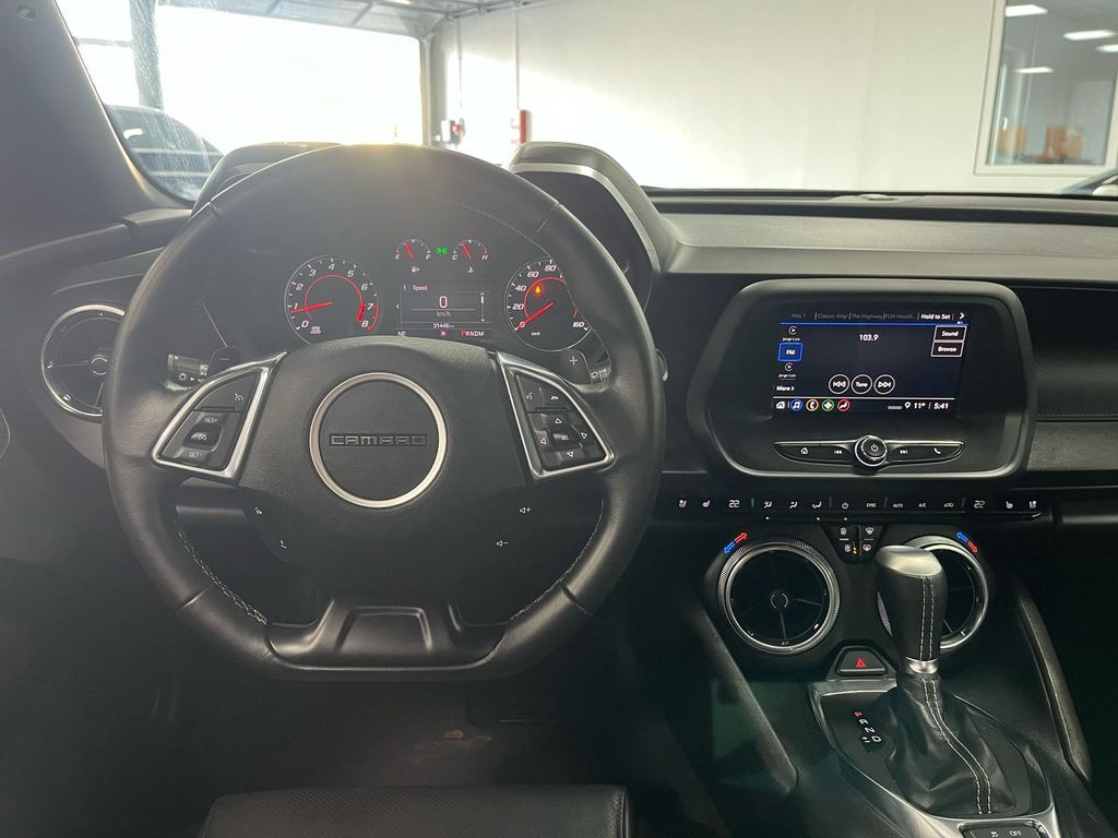 Chevrolet Camaro 2024