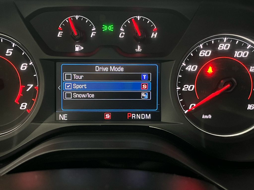 Chevrolet Camaro 2024