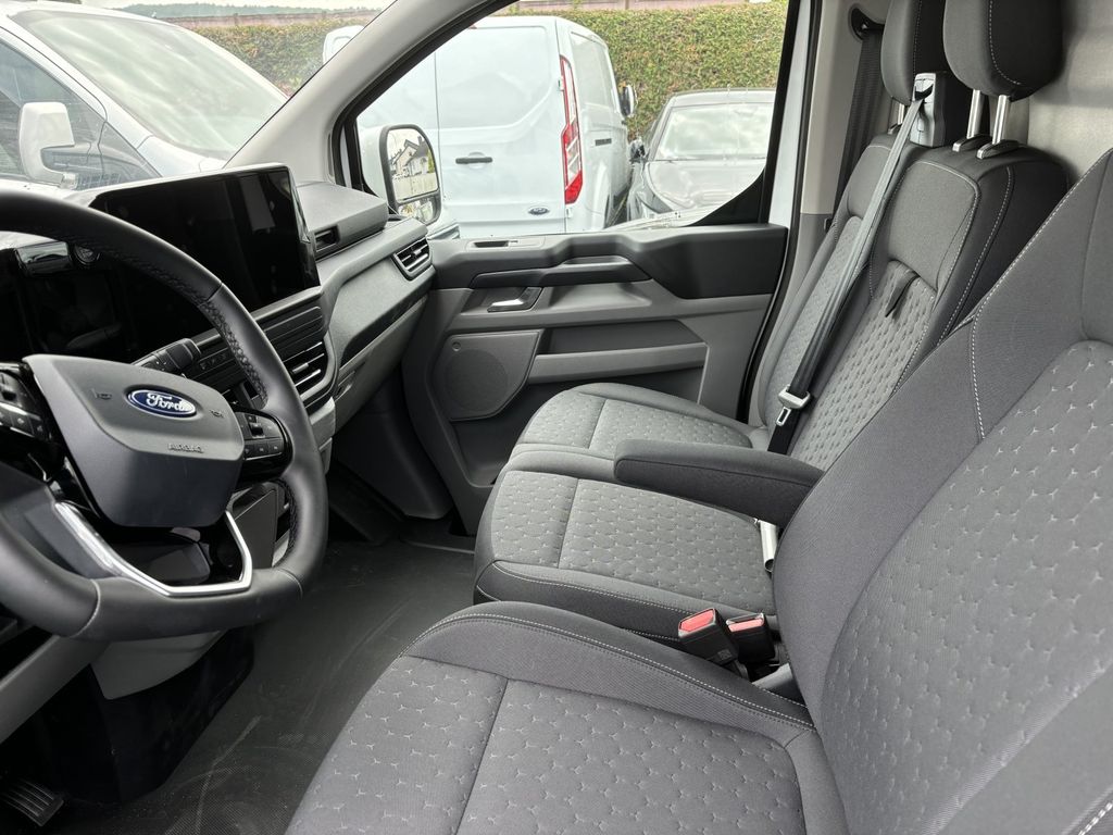 Ford Transit Custom 2025