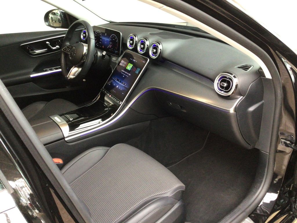 Mercedes-Benz C 200 2024