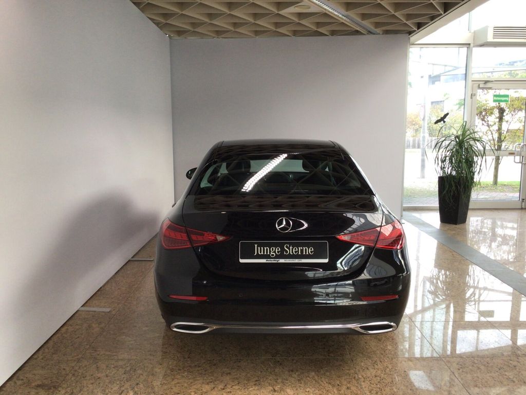 Mercedes-Benz C 200 2024
