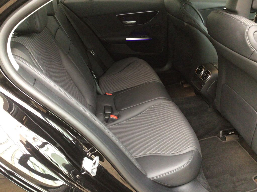 Mercedes-Benz C 200 2024