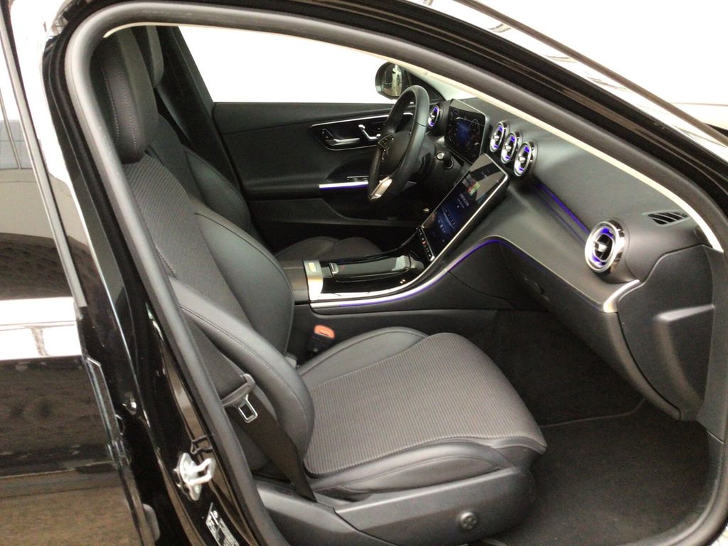 Mercedes-Benz C 200 2024