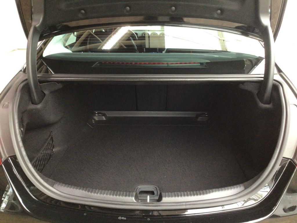 Mercedes-Benz C 200 2024