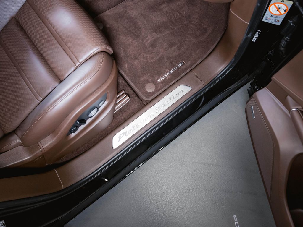 Porsche Cayenne 2023