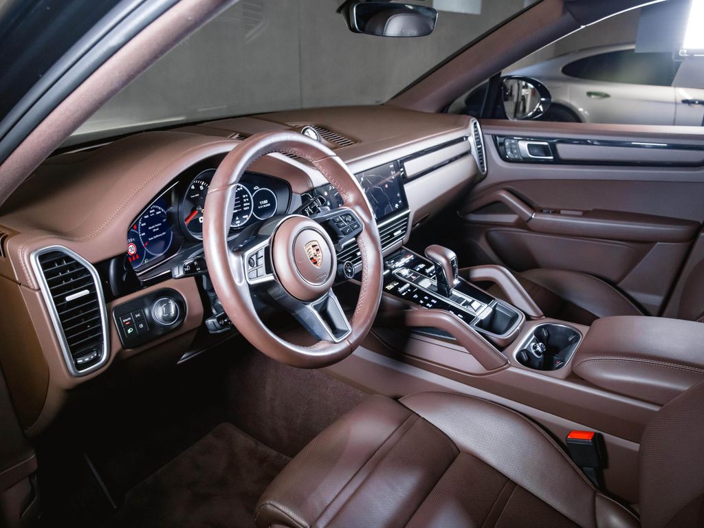 Porsche Cayenne 2023