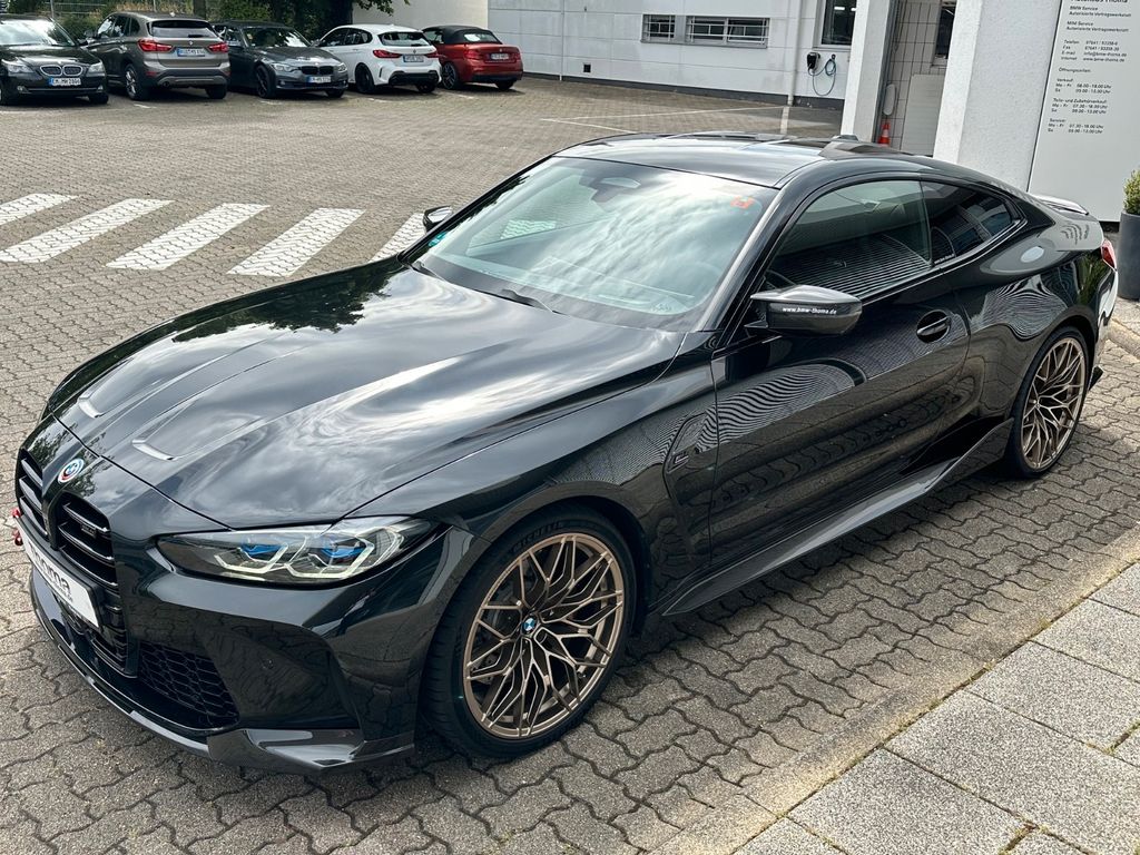 BMW M4 2023