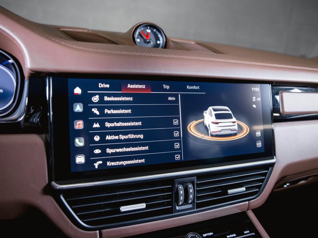 Porsche Cayenne 2023