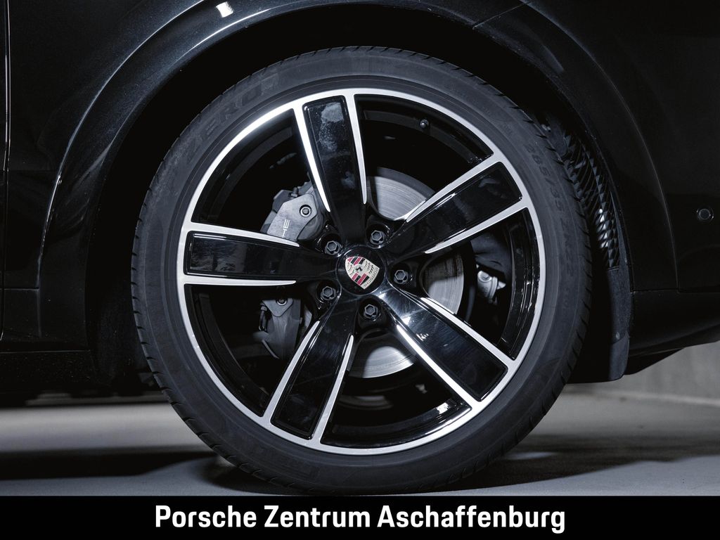 Porsche Cayenne 2023