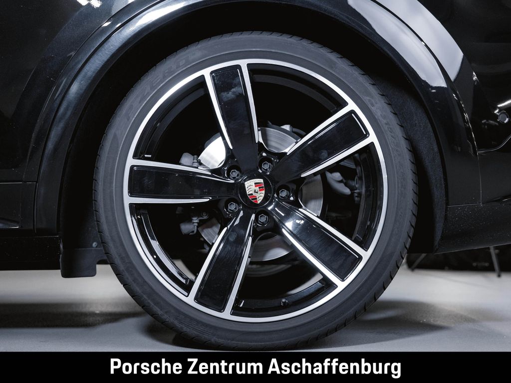 Porsche Cayenne 2023