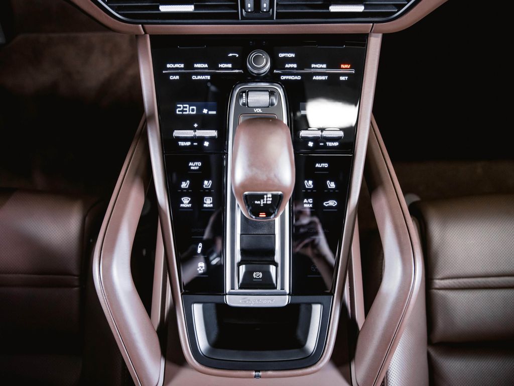 Porsche Cayenne 2023