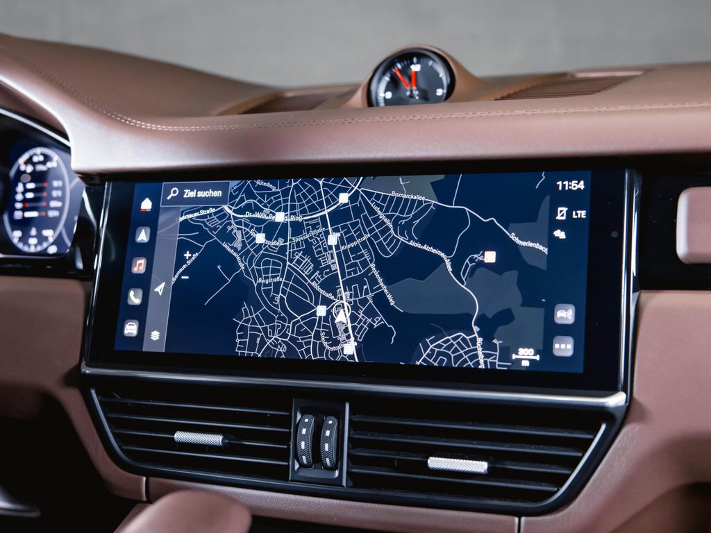 Porsche Cayenne 2023