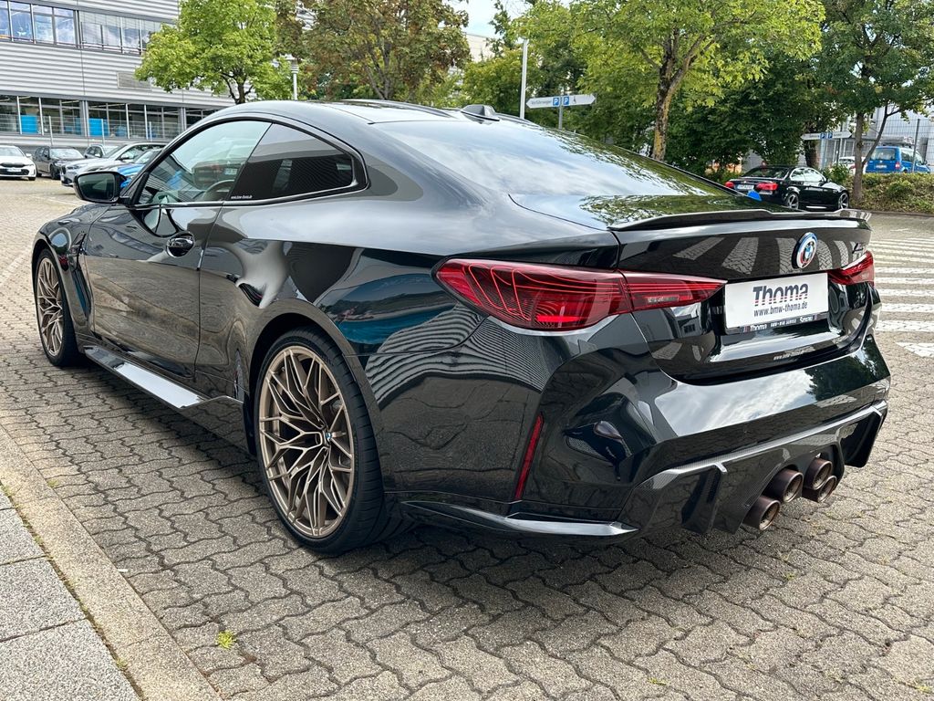 BMW M4 2023