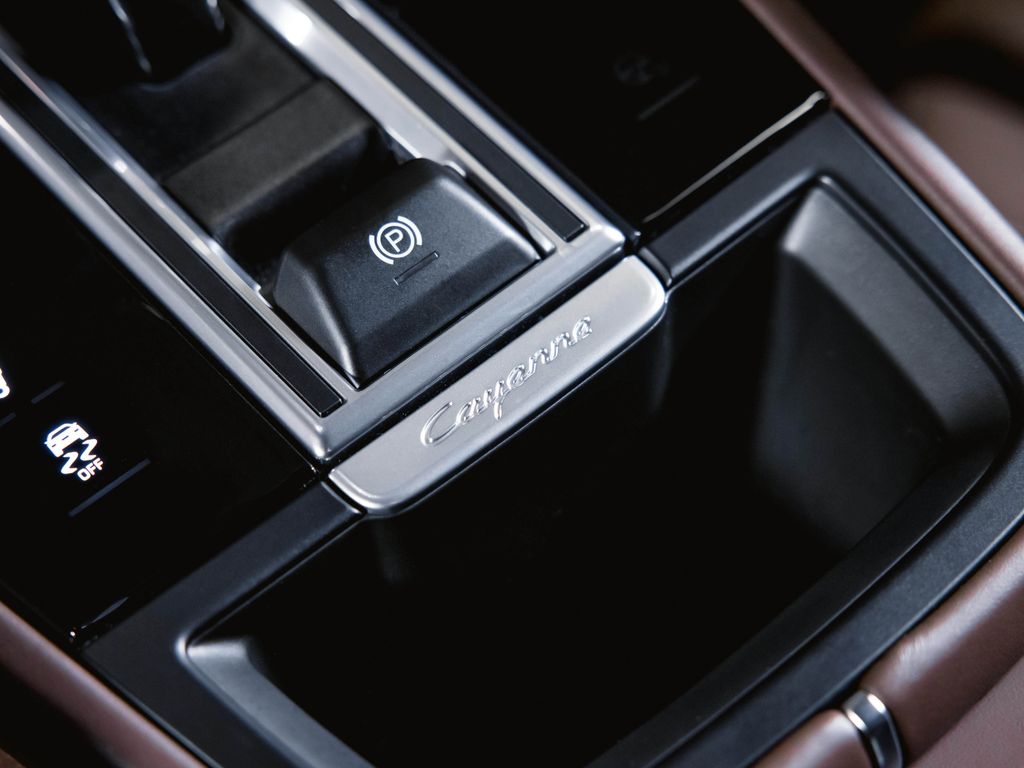 Porsche Cayenne 2023